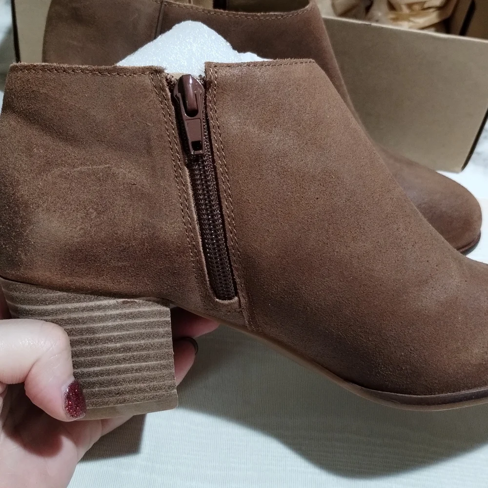 Lucky Brand Leather Boots - Picture 4 of 9